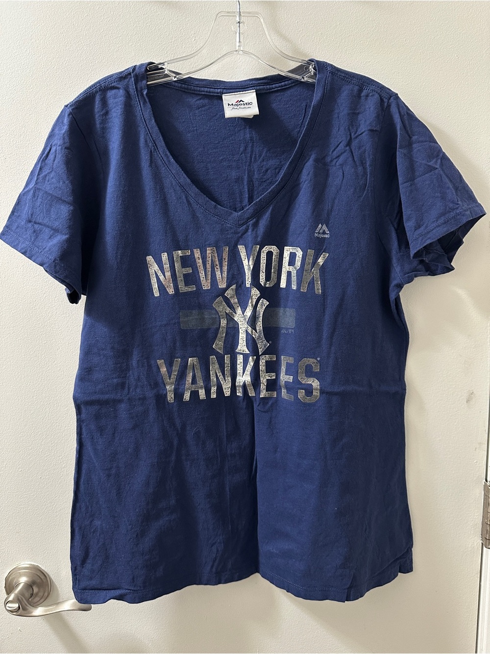 Majestic Navy New York Yankees V-Neck Tee